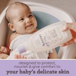 Aveeno Baby Mommy & Me Daily Bathtime Gift Set including Baby Wash & Shampoo, Calming Baby Bath & Wash, Baby Moisturizing Lotion & Stress Relief Body Wash for Mom, Soap-Free, 4 items - Image 3